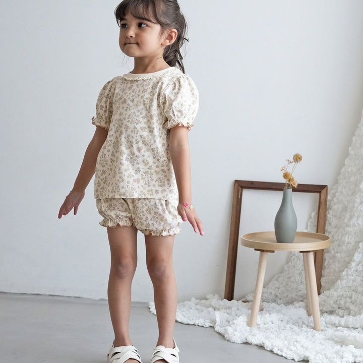 花花短袖上衣+南瓜短褲