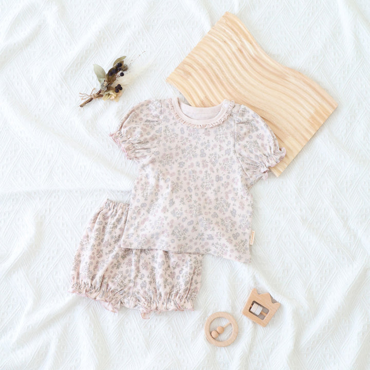 花花短袖上衣+南瓜短褲