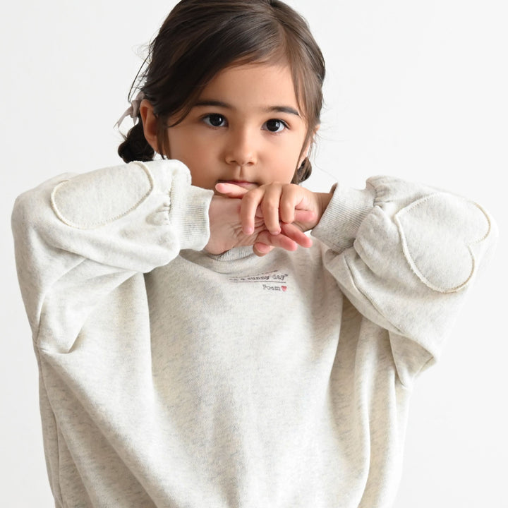 【秋冬上衣】袖口愛心貼布 圓領衛衣