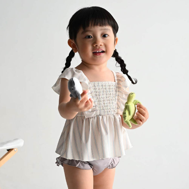 女孩甜美兩件式泳裝